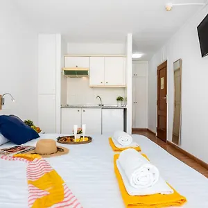 https://302-modern-light-comfortable-studioclosed-pool.in-canary-islands.com